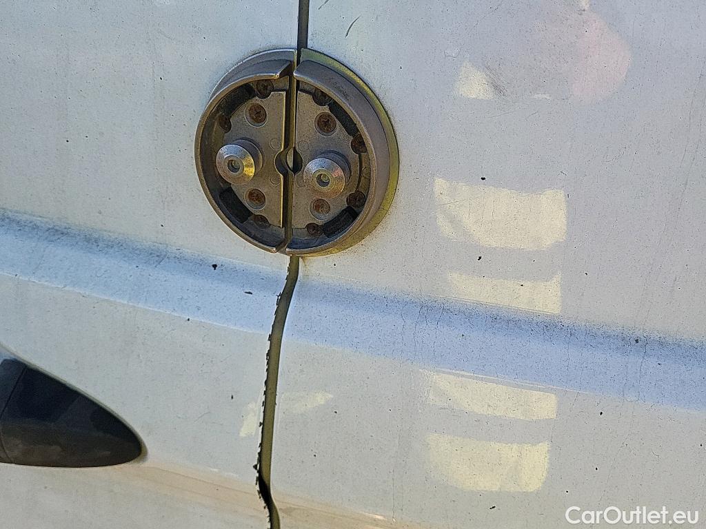  Ford  Transit FORD  Courier/2014/4P/furgón der.turis Van 1.5 TDCi 56kW Trend #23