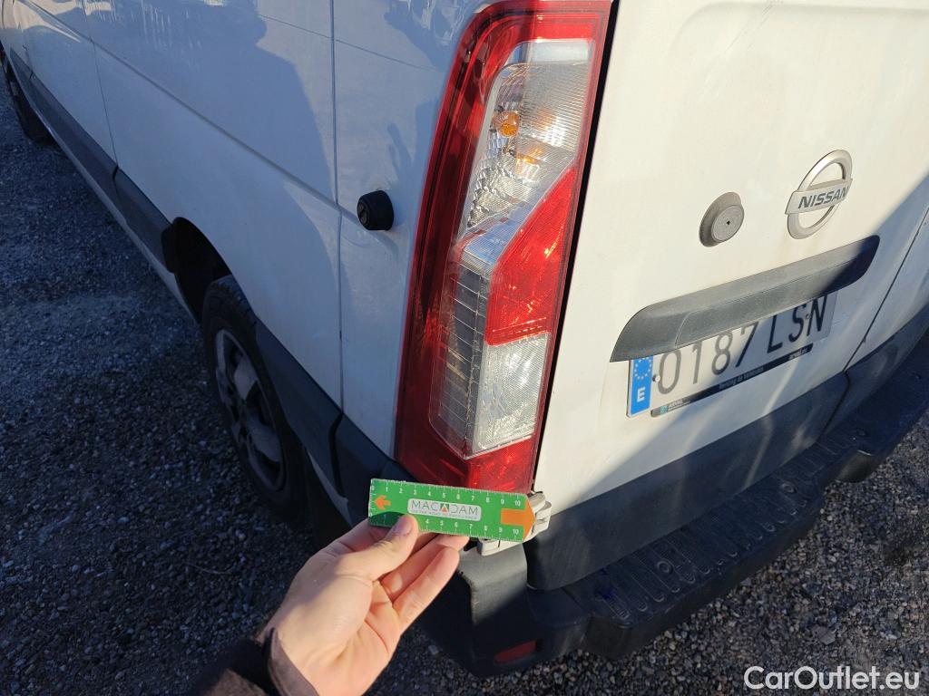  Nissan  NV400 NISSAN  / 2011 / 4P / furgón L2H2 3,5T 2.3dCi 99kW FWD Comfort #31