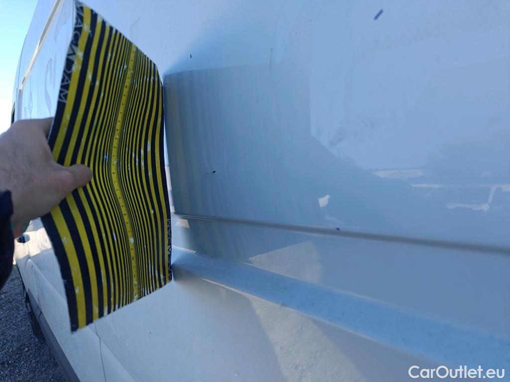  Nissan  NV400 NISSAN  / 2011 / 4P / furgón L2H2 3,5T 2.3dCi 99kW FWD Comfort #4