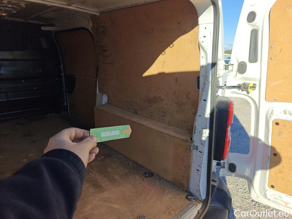  Opel  Vivaro OPEL  / 2019 / 4P / furgón 2.0 Diésel 88kW (120CV) L Inc. Express #1