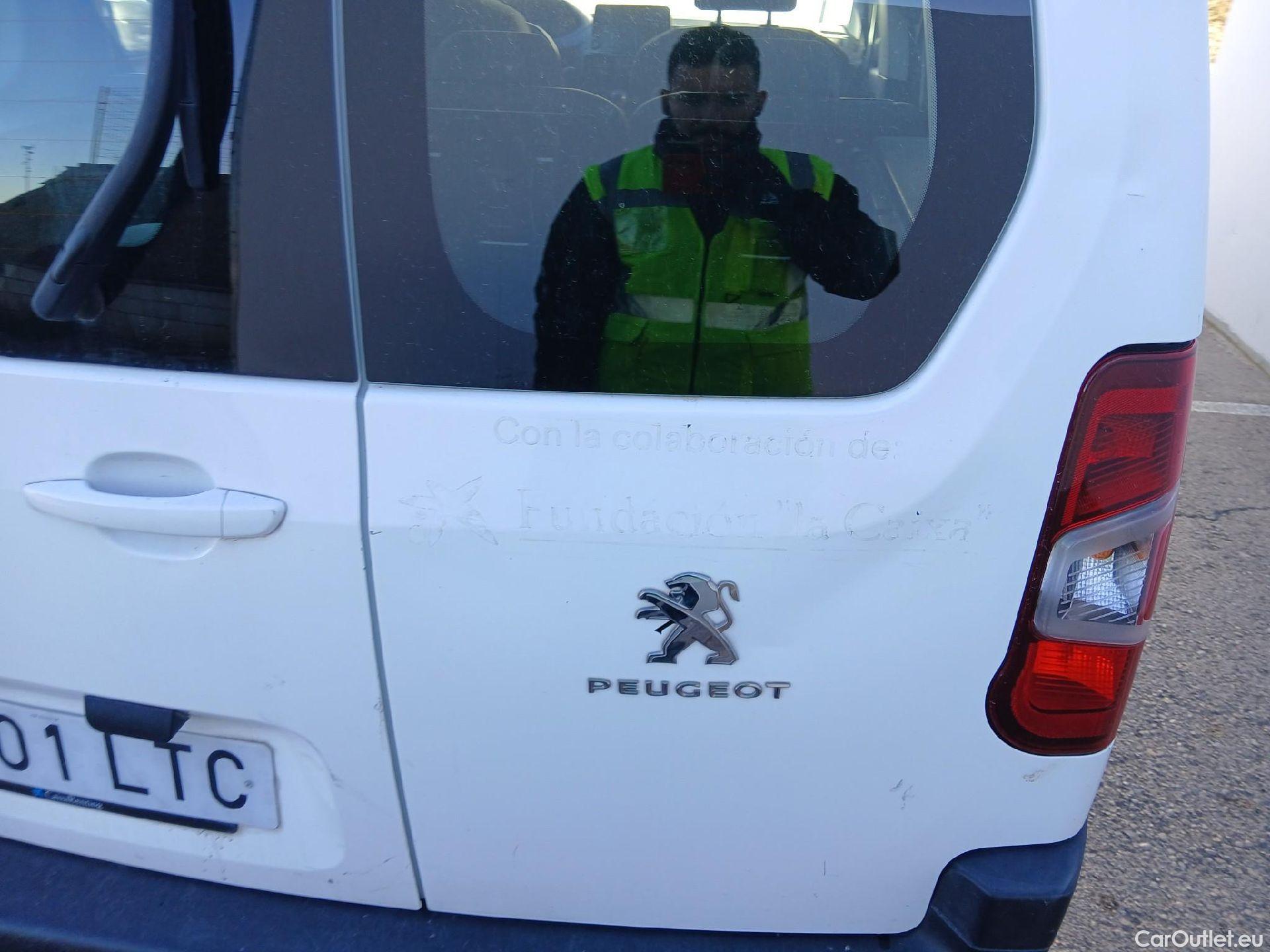  Peugeot  RIFTER PEUGEOT  / 2018 / 4P / combi Active Standard BlueHDi 73kW (IND) (AC2) #22