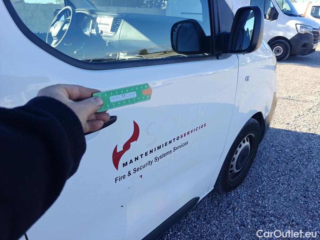  Opel  Vivaro OPEL  / 2019 / 4P / furgón 2.0 Diésel 88kW (120CV) L Inc. Express #35