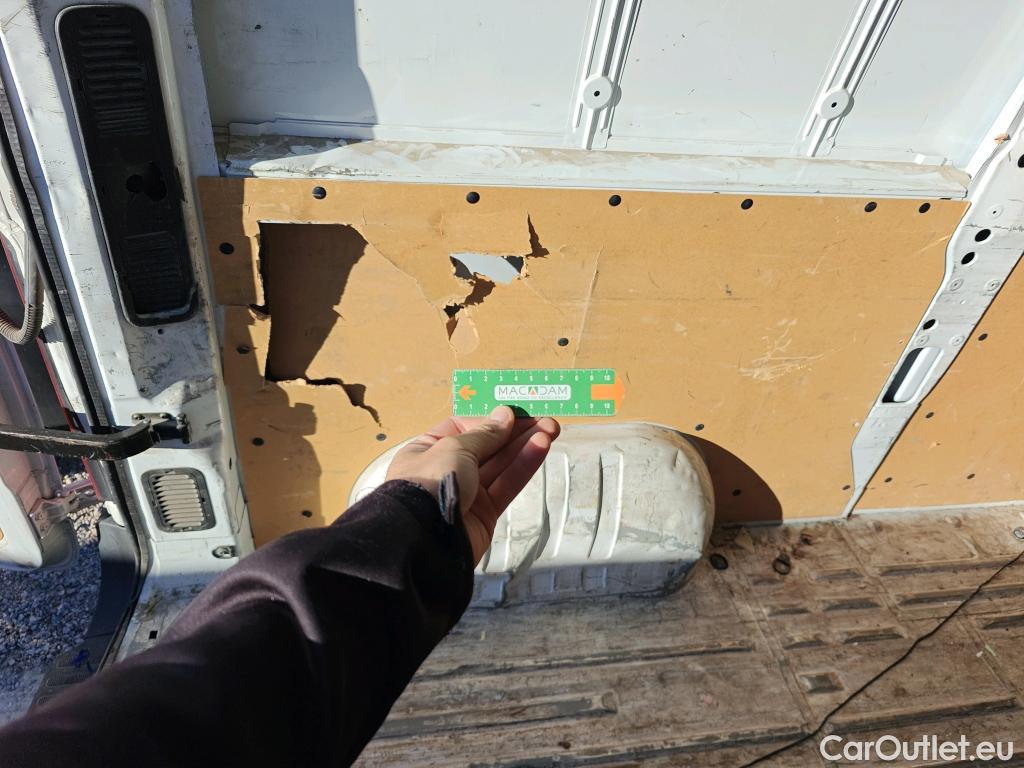  Nissan  NV400 NISSAN  / 2011 / 4P / furgón L2H2 3,5T 2.3dCi 99kW FWD Comfort #17