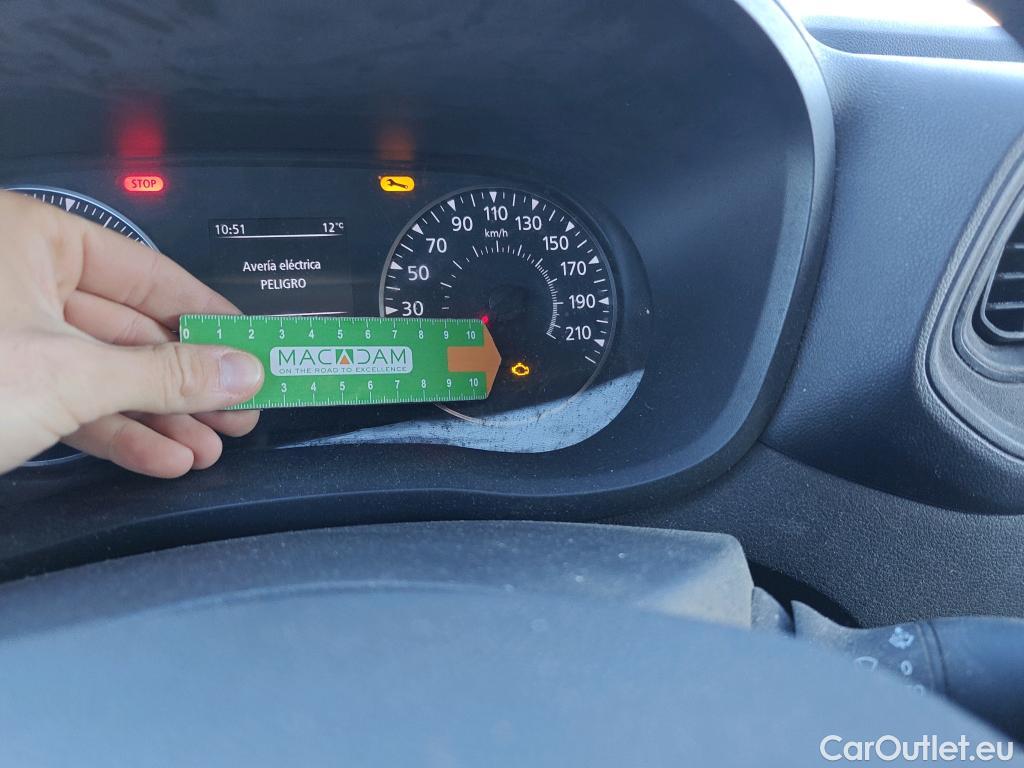  Nissan  NV400 NISSAN  / 2011 / 4P / furgón L2H2 3,5T 2.3dCi 99kW FWD Comfort #101