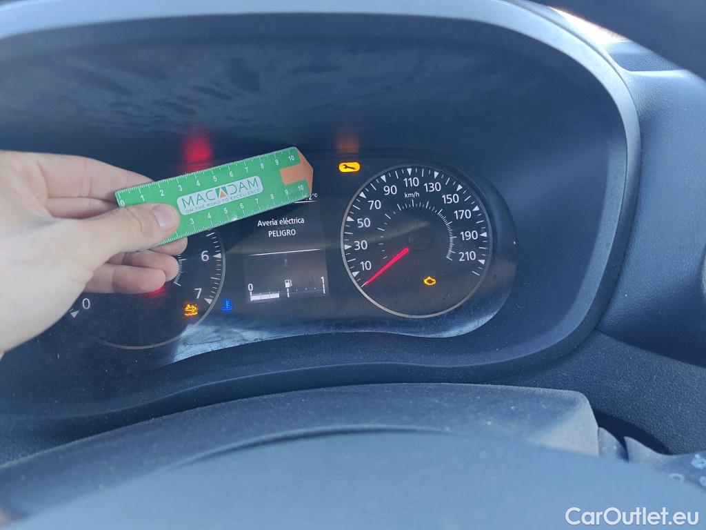  Nissan  NV400 NISSAN  / 2011 / 4P / furgón L2H2 3,5T 2.3dCi 99kW FWD Comfort #102