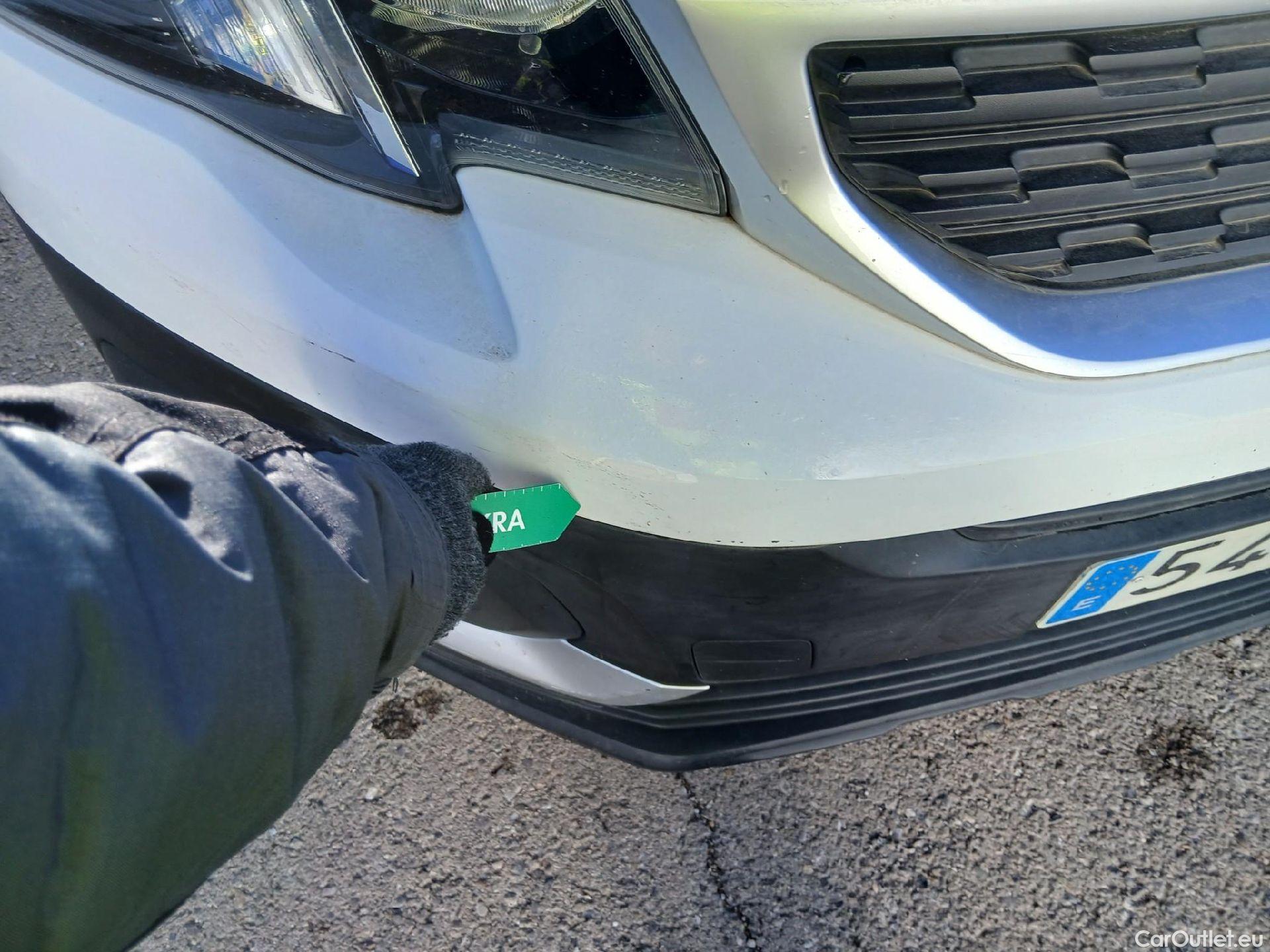  Peugeot  RIFTER PEUGEOT  / 2018 / 4P / combi Active Standard BlueHDi 73kW (IND) (AC2) #4