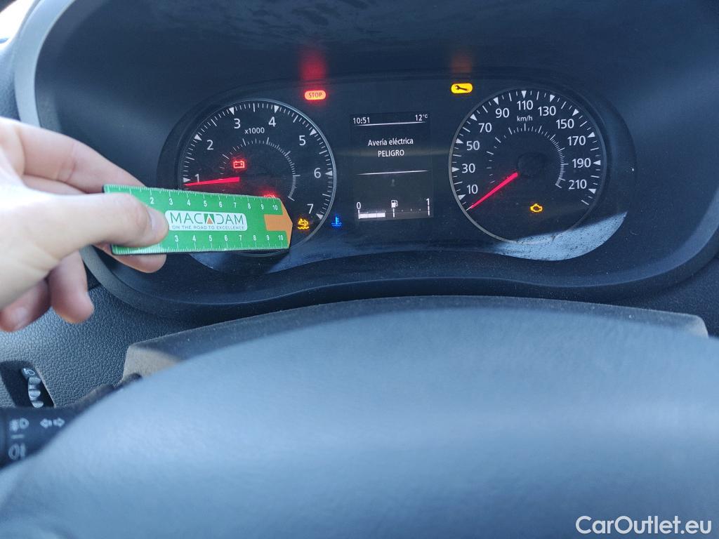  Nissan  NV400 NISSAN  / 2011 / 4P / furgón L2H2 3,5T 2.3dCi 99kW FWD Comfort #104