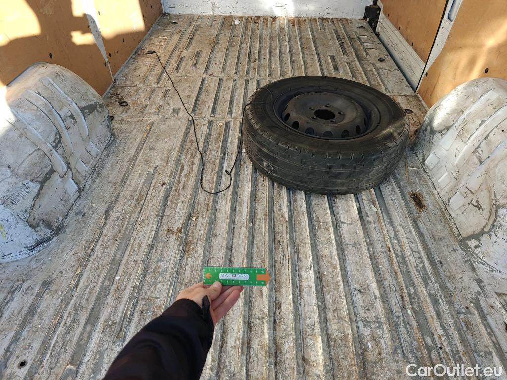  Nissan  NV400 NISSAN  / 2011 / 4P / furgón L2H2 3,5T 2.3dCi 99kW FWD Comfort #9