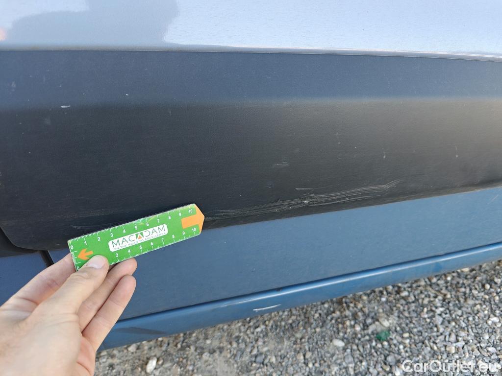  Peugeot  Partner PEUGEOT  / 2018 / 3P / furgón derivado de turismo Pro Standard 600kg BlueHDi 73kW #54