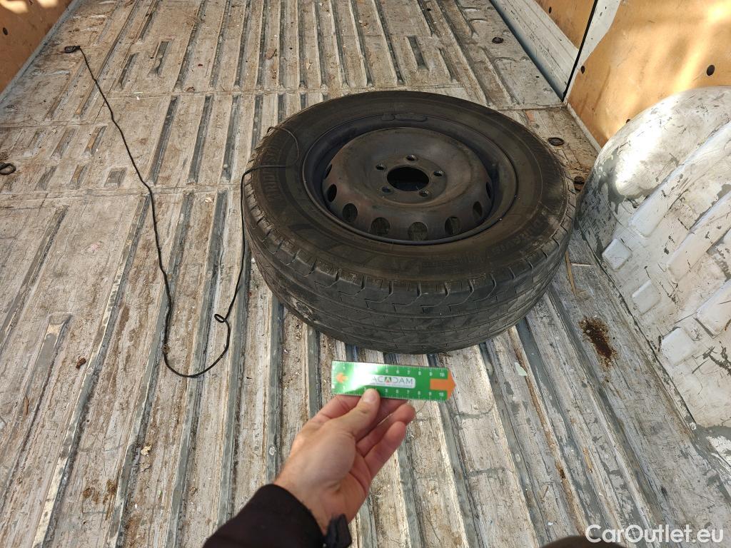  Nissan  NV400 NISSAN  / 2011 / 4P / furgón L2H2 3,5T 2.3dCi 99kW FWD Comfort #56