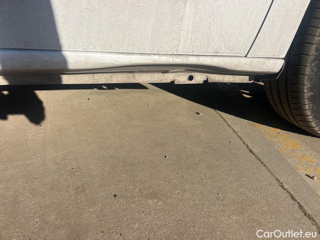  Citroen  Berlingo CITROEN  / 2018 / 4P / combi Talla M BlueHDi 100 S&S LIVE PACK BUSINE (AC) #3