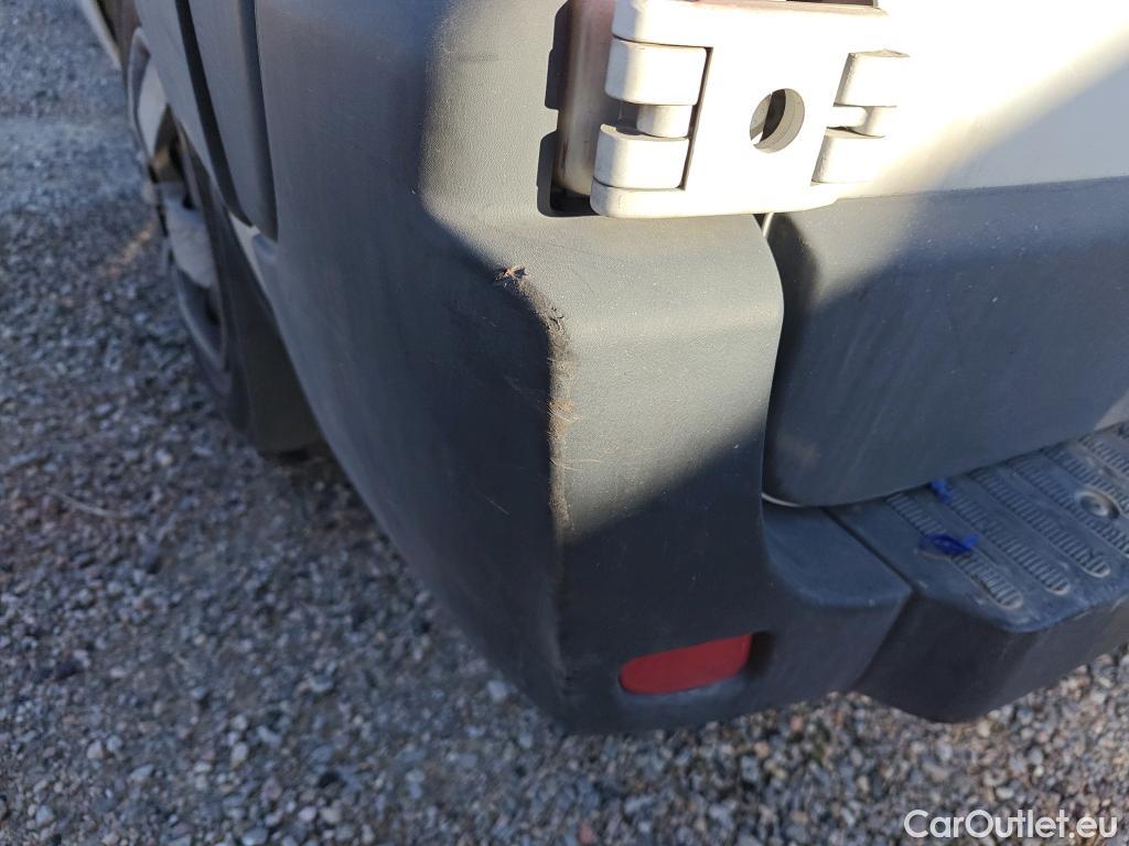  Nissan  NV400 NISSAN  / 2011 / 4P / furgón L2H2 3,5T 2.3dCi 99kW FWD Comfort #83