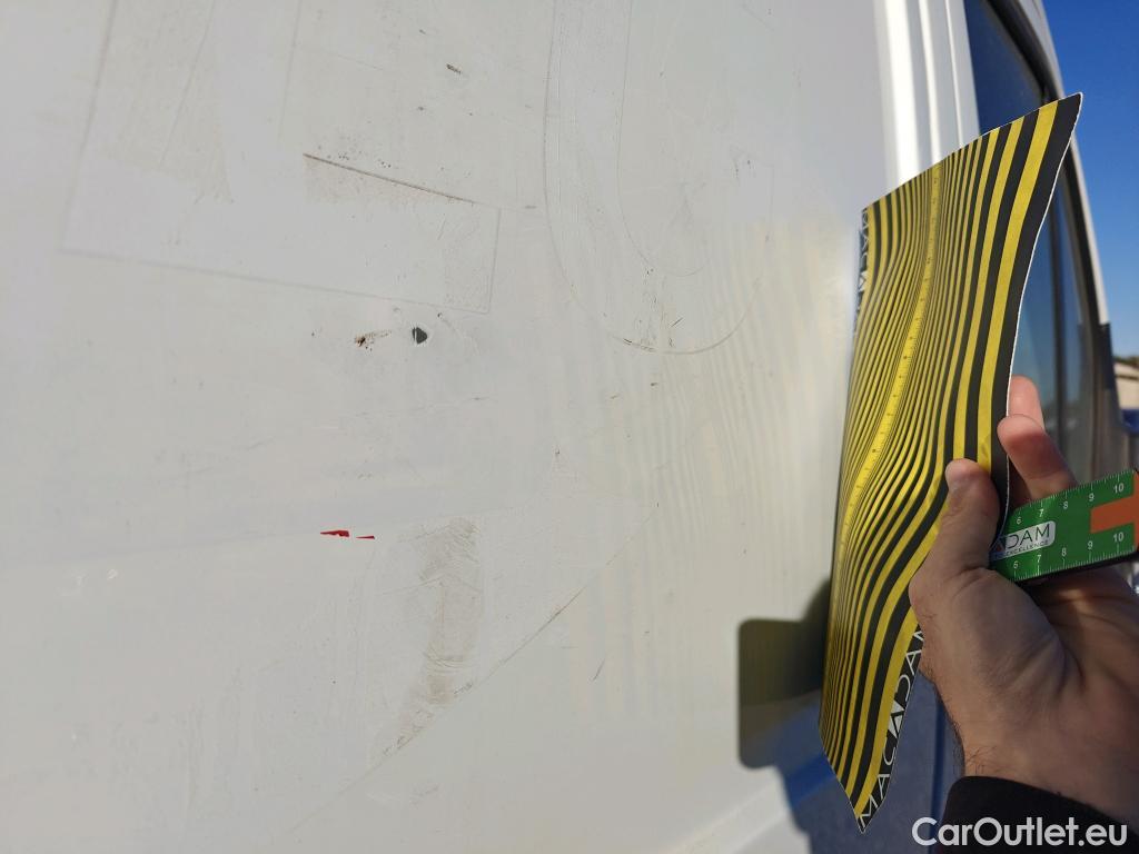  Nissan  NV400 NISSAN  / 2011 / 4P / furgón L2H2 3,5T 2.3dCi 99kW FWD Comfort #35