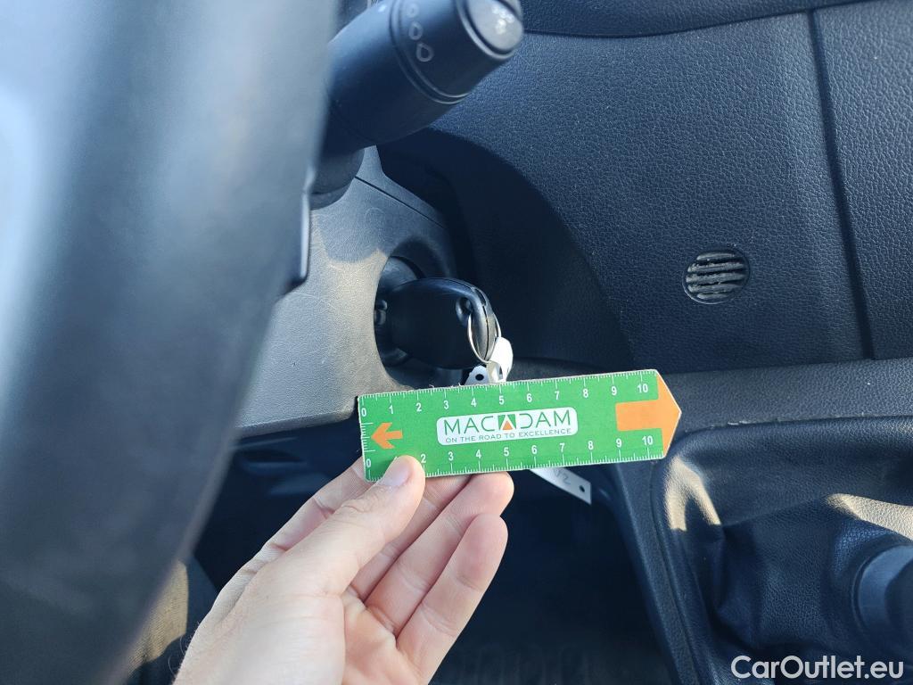  Nissan  NV400 NISSAN  / 2011 / 4P / furgón L2H2 3,5T 2.3dCi 99kW FWD Comfort #8