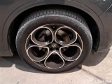  Alfa Romeo   STELVIO ALFA ROMEO / 2017 / 5P / SUV 2.2 TD 210 CV TI AT8 Q4 #17