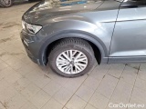  Volkswagen  T-ROC VOLKSWAGEN  / 2017 / 5P / SUV 1.0 TSI BUSINESS #87