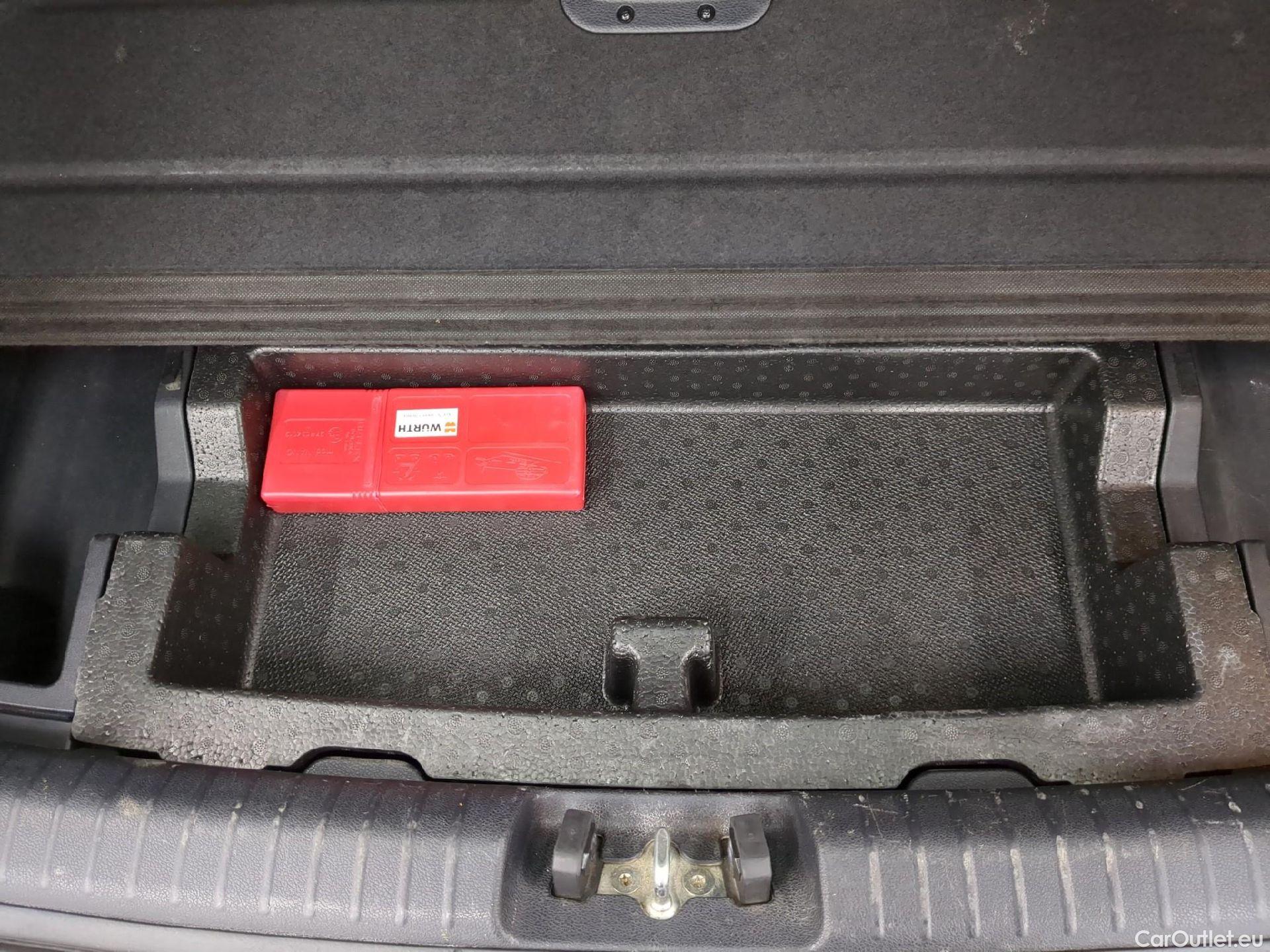  KIA  Niro  e- Premium 64kWh BVA #1