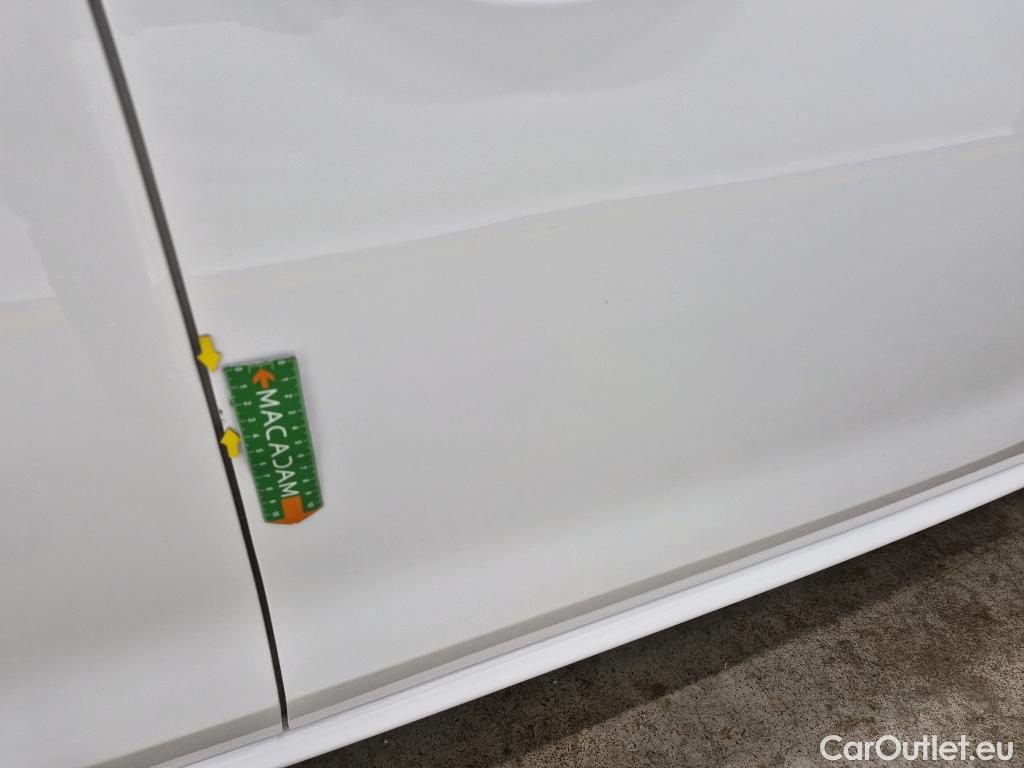  Peugeot  208  Affaire Premium Pack 1.5 HDi 100CV BVM5 E6dT #33