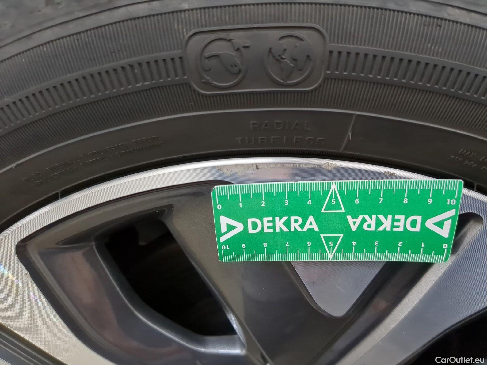  KIA  Niro  e- Premium 64kWh BVA #10