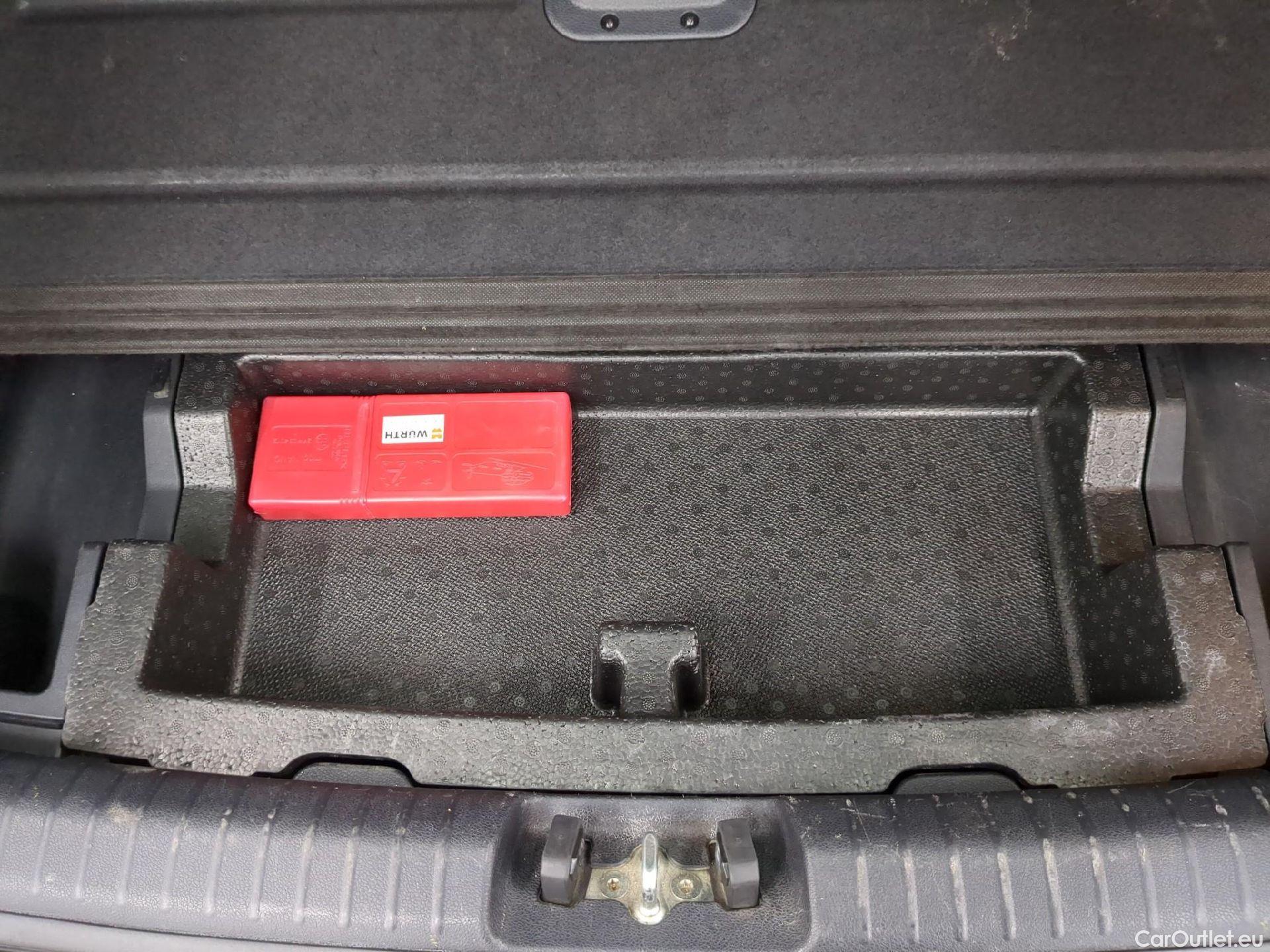  KIA  Niro  e- Premium 64kWh BVA #2