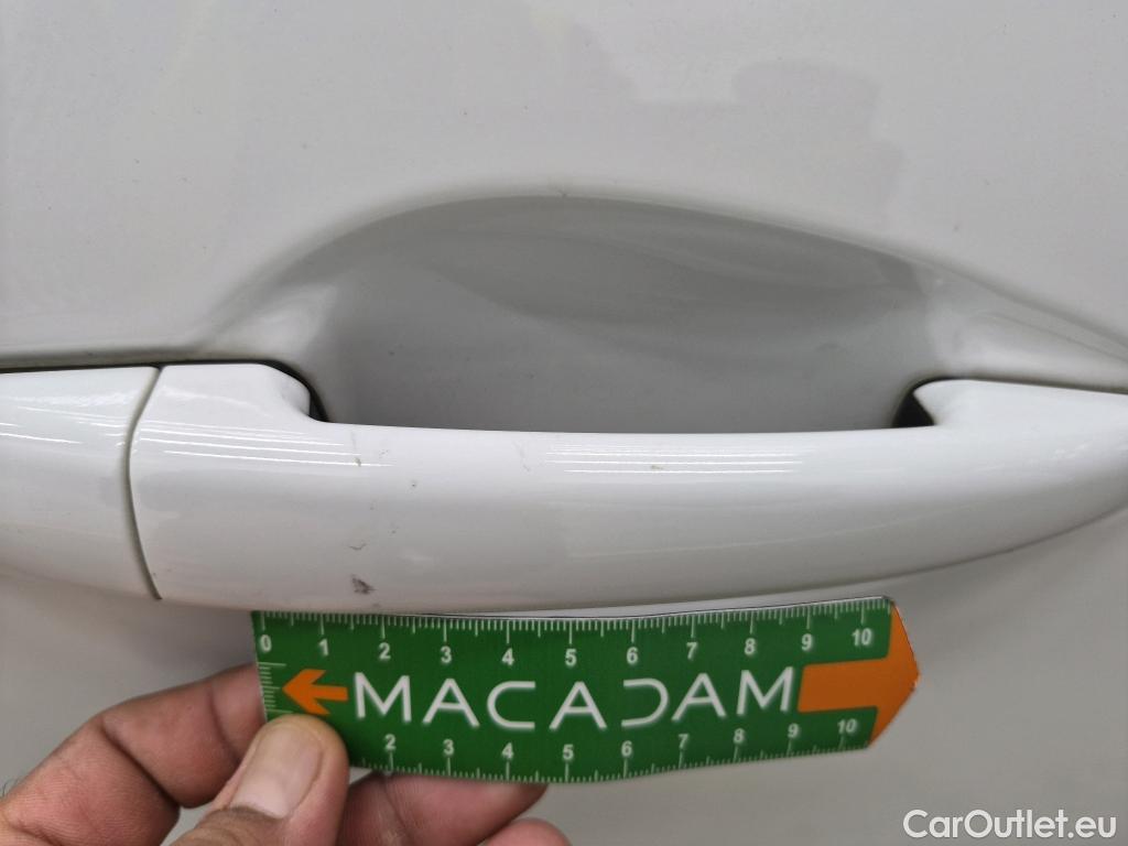  Peugeot  208  Affaire Premium Pack 1.5 HDi 100CV BVM5 E6dT #36