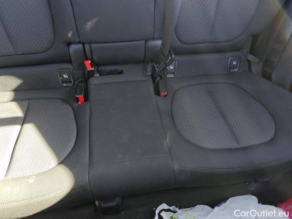  Bmw  X1 BMW  / 2019 / 5P / todoterreno sDrive18dA Corporate (AC4) #14