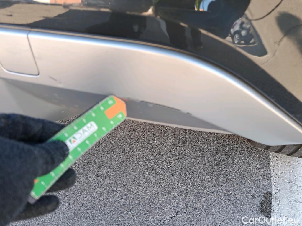  Audi  Q2 AUDI  / 2016 / 5P / todoterreno Design 30 TFSI 85kW (116CV) #13