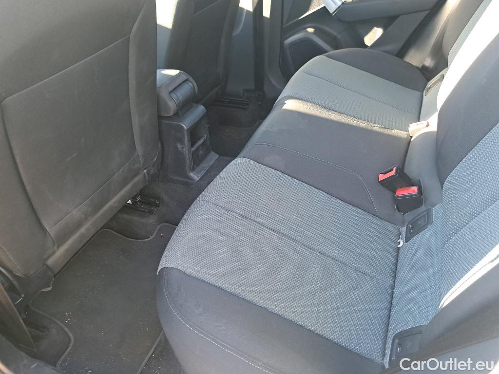  Audi  Q2 AUDI  / 2016 / 5P / todoterreno Design 30 TFSI 85kW (116CV) #7