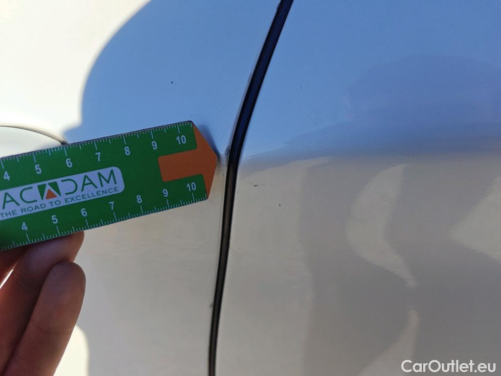  Bmw  X1 BMW  / 2019 / 5P / todoterreno sDrive18dA Corporate (AC4) #8