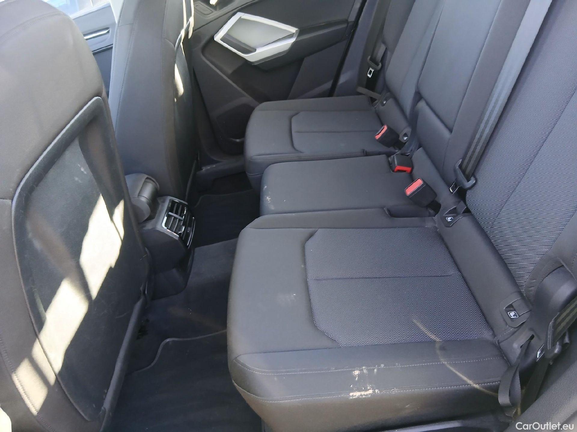  Audi  Q3 AUDI  / 2018 / 5P / todoterreno Advanced 35 TDI 110kW (150CV) #38