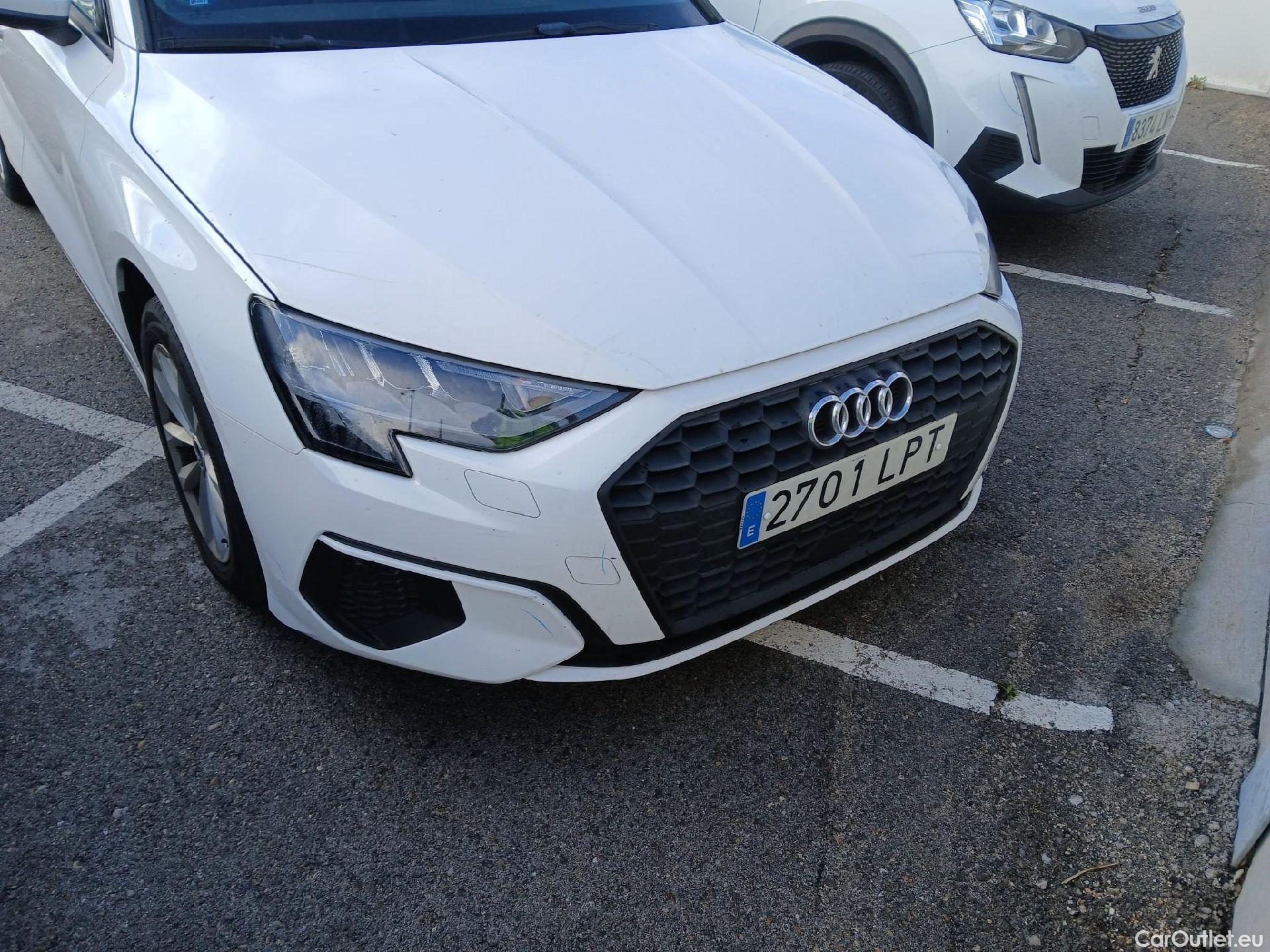  Audi  A3 AUDI  / 2020 / 5P / berlina con portón Sportback 30 TFSI 81kW (110CV) S tronic #11