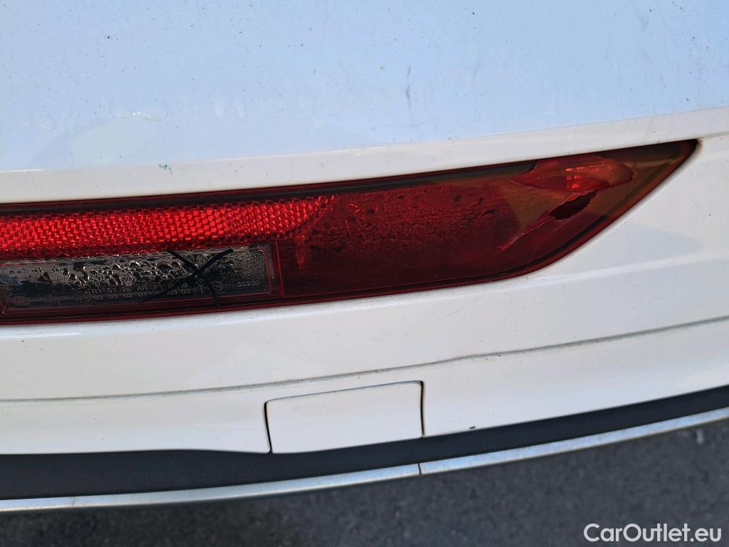  Audi  Q5 AUDI  / 2020 / 5P / todoterreno Advanced 35 TDI 120kW S tronic (AC2) #4