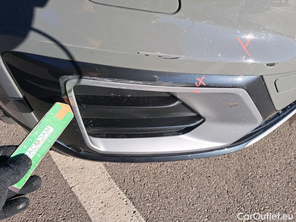  Audi  Q2 AUDI  / 2016 / 5P / todoterreno Design 30 TFSI 85kW (116CV) #19