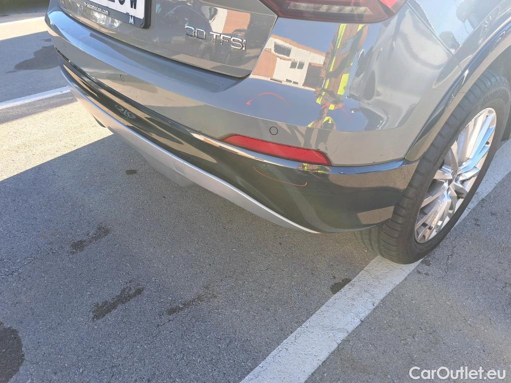  Audi  Q2 AUDI  / 2016 / 5P / todoterreno Design 30 TFSI 85kW (116CV) #10