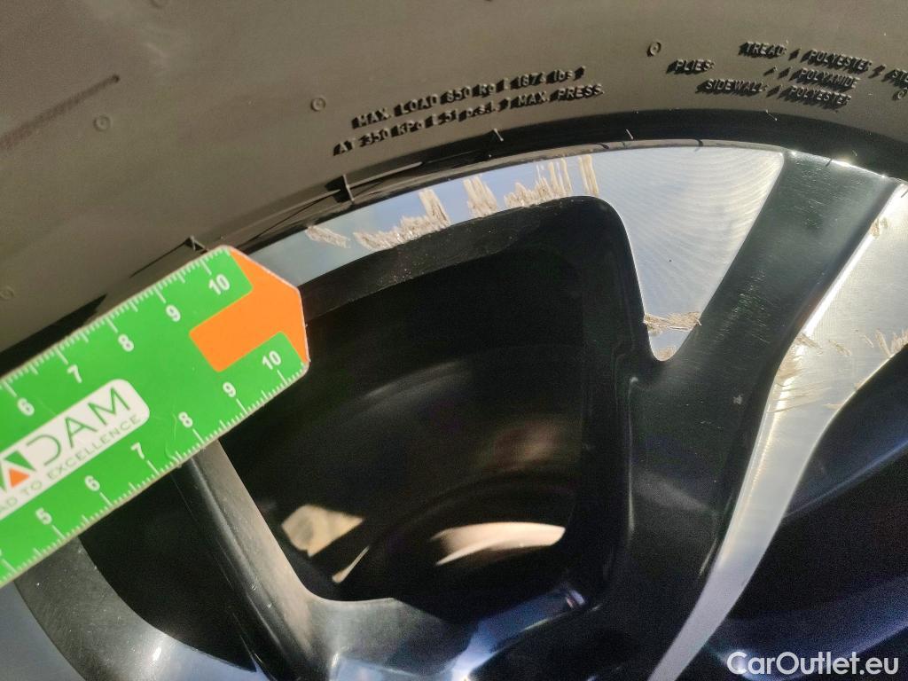  DS  DS7 DS DS 7 Crossback / 2017 / 5P / todoterreno BlueHDi DE 96kW (130CV) Auto. CHIC (AC) #4