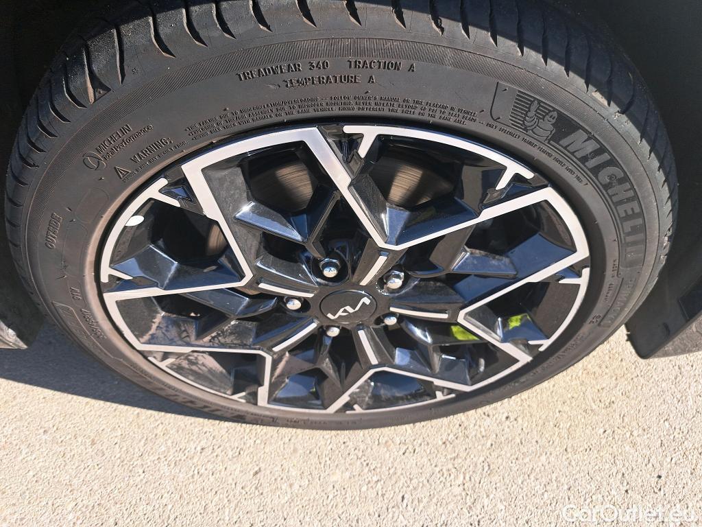  KIA  Cee'd KIA Ceed / 2021 / 5P / berlina con portón 1.0 T-GDi 74kW (100CV) Style Edition #37