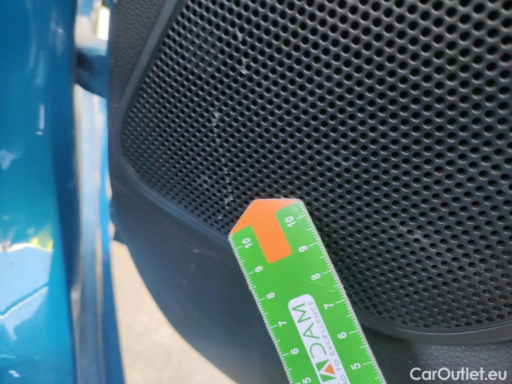  KIA  Rio KIA  / 2020 / 5P / berlina con portón 1.0 T-GDi 74kW (100CV) MHEV iMT Concept #35