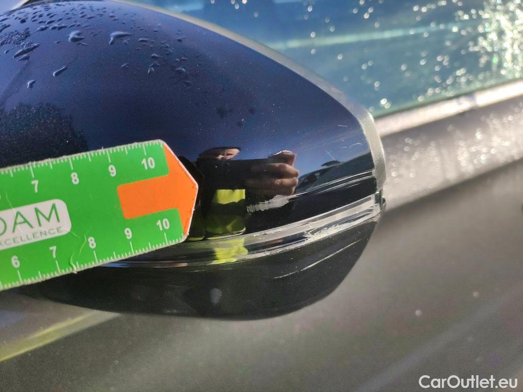  DS  DS7 DS DS 7 Crossback / 2017 / 5P / todoterreno BlueHDi DE 96kW (130CV) Auto. CHIC (AC) #36