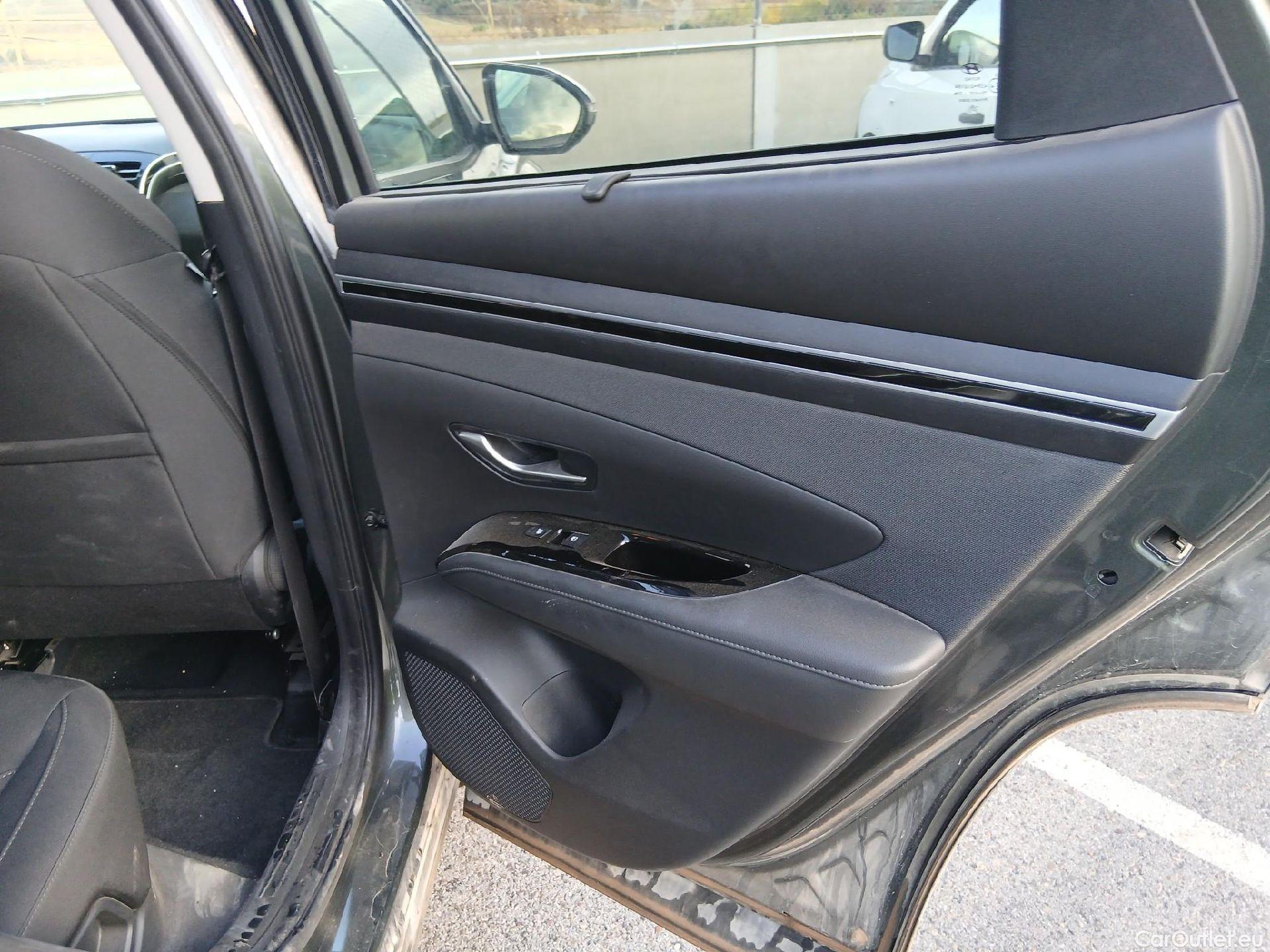  Hyundai  Tucson HYUNDAI  / 2020 / 5P / todoterreno 1.6 CRDI 100kW (136CV) 48V Tecno DCT 2C #23