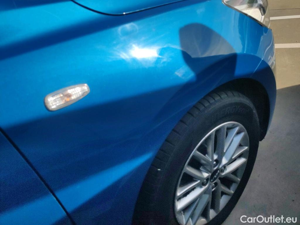  KIA  Rio KIA  / 2020 / 5P / berlina con portón 1.0 T-GDi 74kW (100CV) MHEV iMT Concept #40