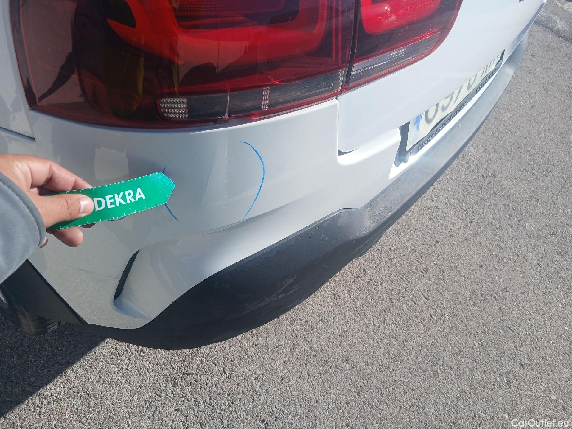  Citroen  C4 Cactus CITROEN  / 2018 / 5P / berlina con portón BlueHDi 73KW (100CV) Live #26