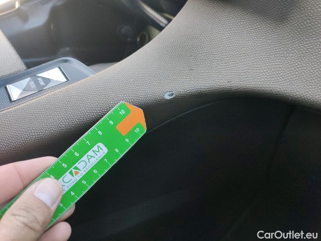  DS  DS7 DS DS 7 Crossback / 2017 / 5P / todoterreno BlueHDi DE 96kW (130CV) Auto. CHIC (AC) #12