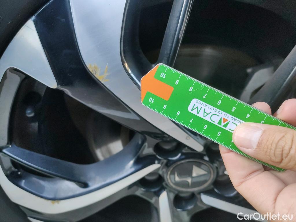  DS  DS7 DS DS 7 Crossback / 2017 / 5P / todoterreno BlueHDi DE 96kW (130CV) Auto. CHIC (AC) #6