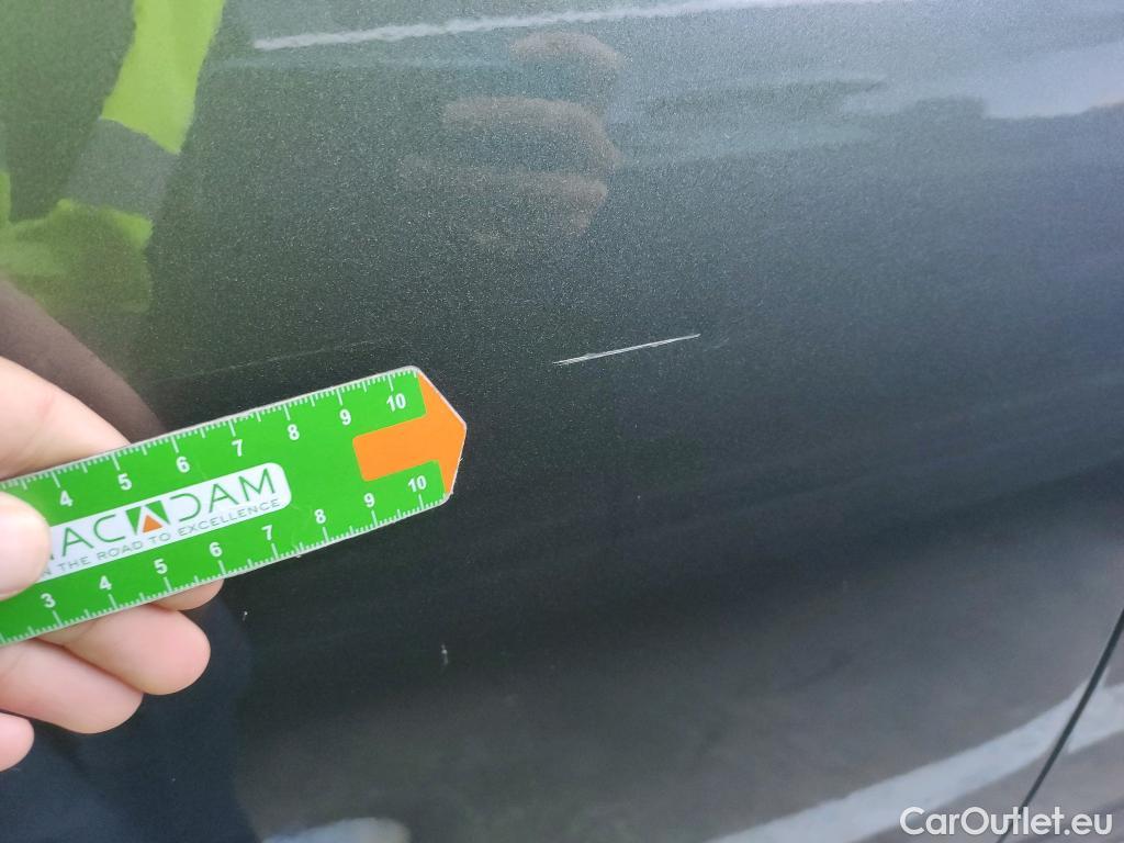  DS  DS7 DS DS 7 Crossback / 2017 / 5P / todoterreno BlueHDi DE 96kW (130CV) Auto. CHIC (AC) #16