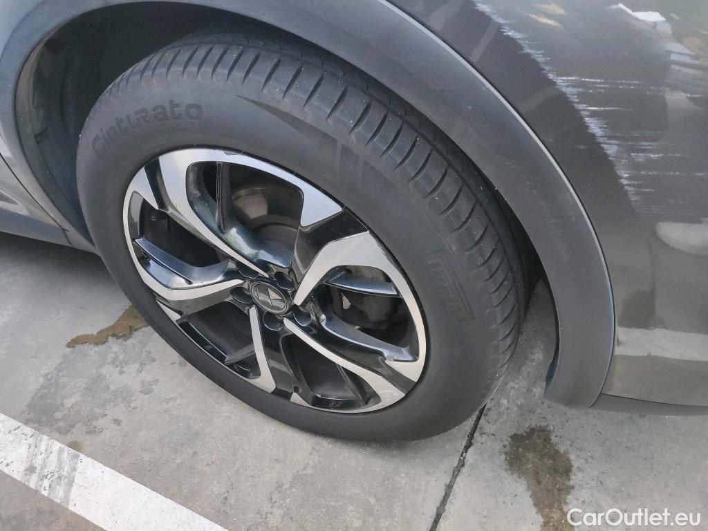  DS  DS7 DS DS 7 Crossback / 2017 / 5P / todoterreno BlueHDi DE 96kW (130CV) Auto. CHIC (AC) #5