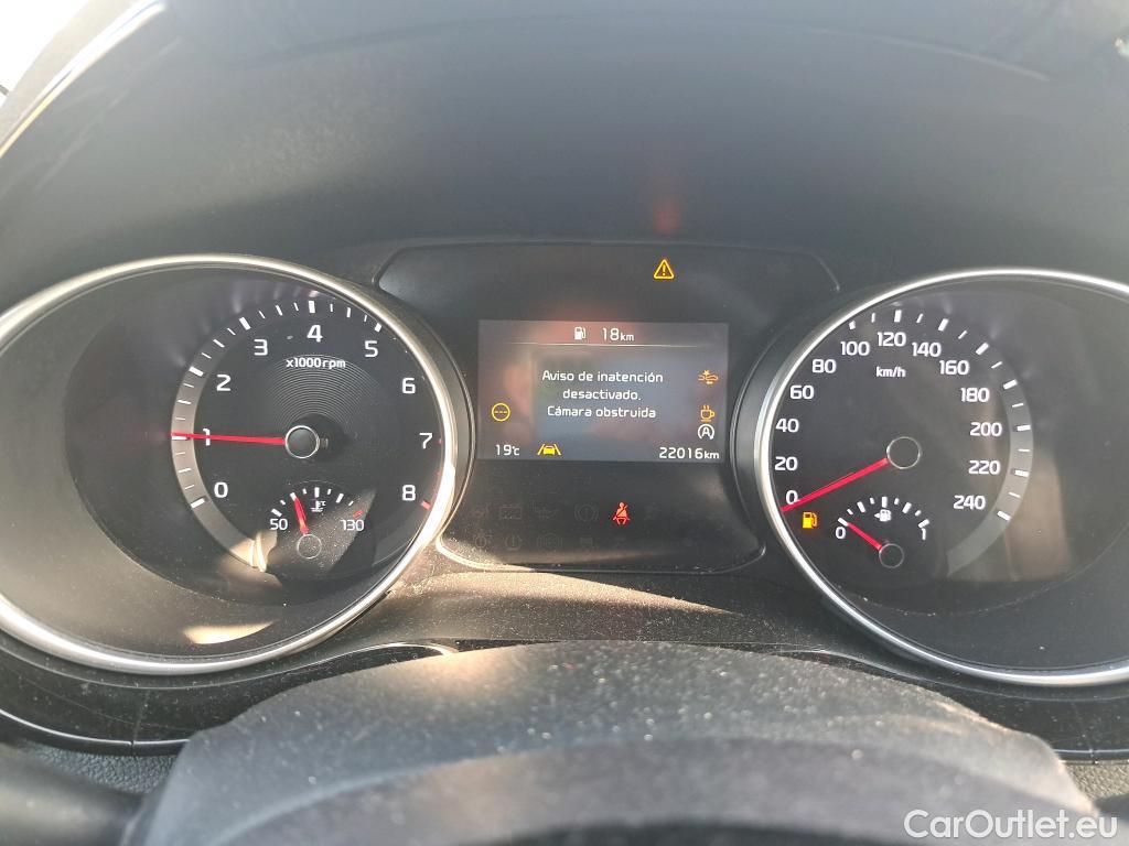  KIA  Cee'd KIA Ceed / 2021 / 5P / berlina con portón 1.0 T-GDi 74kW (100CV) Style Edition #41