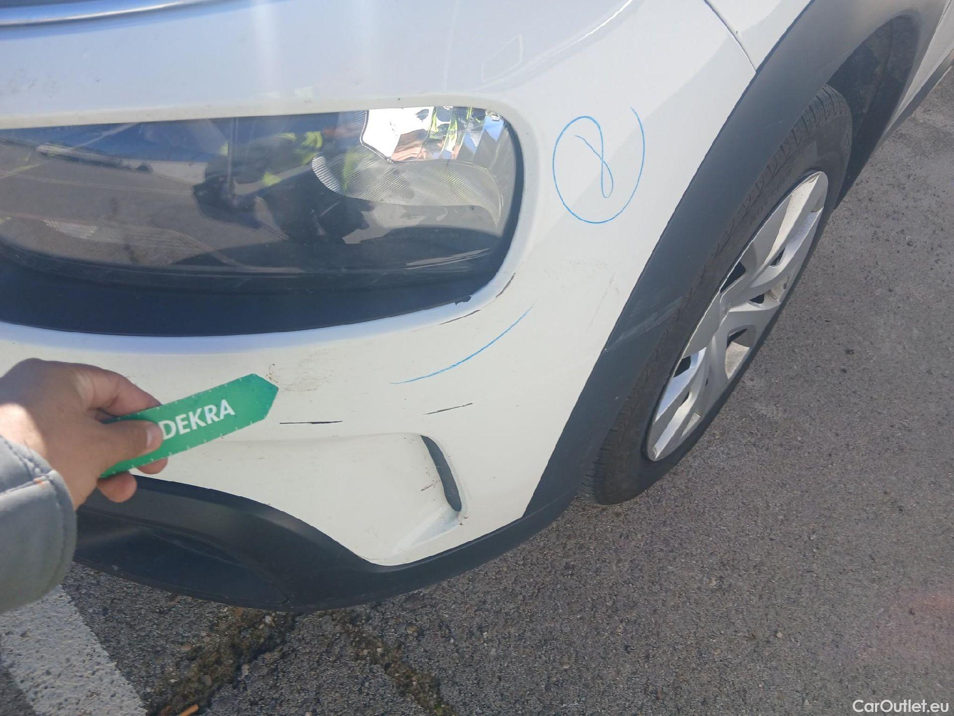  Citroen  C4 Cactus CITROEN  / 2018 / 5P / berlina con portón BlueHDi 73KW (100CV) Live #8