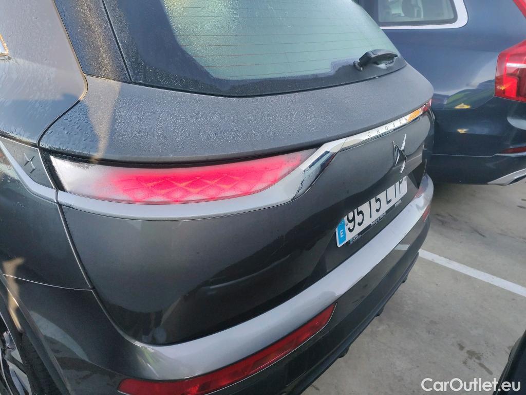  DS  DS7 DS DS 7 Crossback / 2017 / 5P / todoterreno BlueHDi DE 96kW (130CV) Auto. CHIC (AC) #1