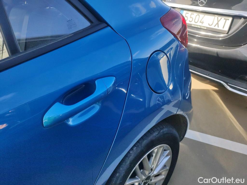  KIA  Rio KIA  / 2020 / 5P / berlina con portón 1.0 T-GDi 74kW (100CV) MHEV iMT Concept #8