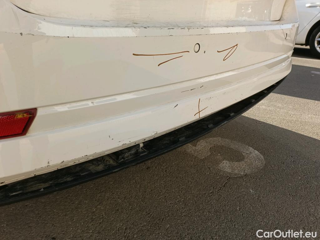  Skoda  Octavia SKODA  / 2020 / 5P / familiar Combi 2.0 TDI 110kW (150CV) DSG Style #19